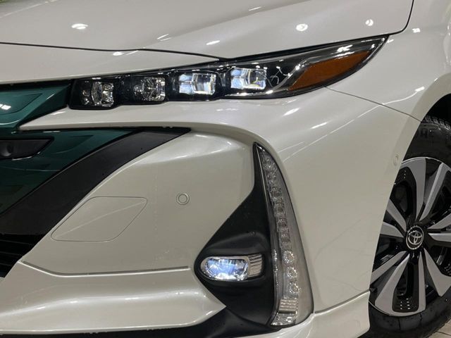 TOYOTA PRIUS PHV 2018 Image 31
