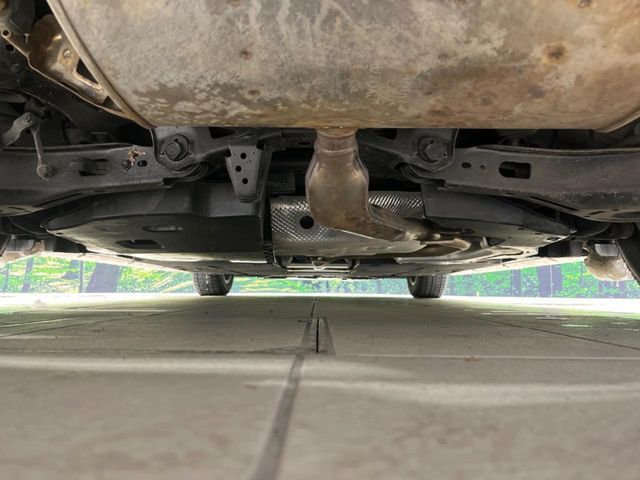 TOYOTA PRIUS PHV 2018 Image 31