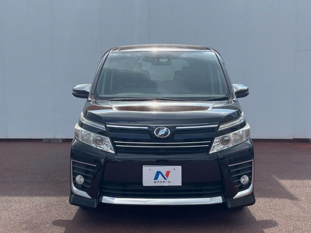 TOYOTA VOXY 2016 Image 31