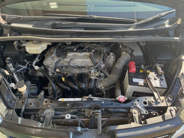 TOYOTA VOXY 2016 Image 31