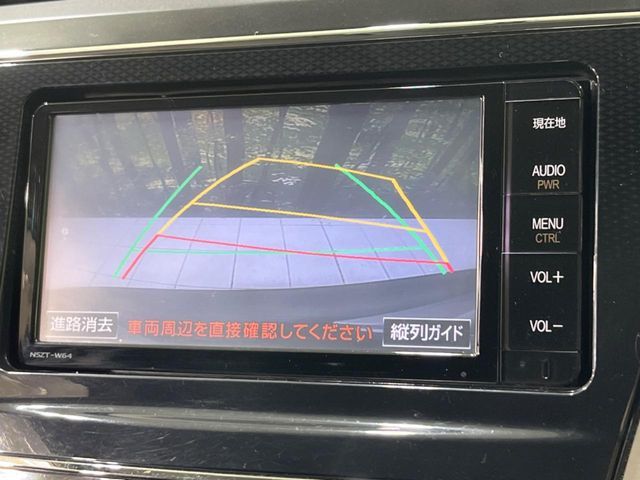 TOYOTA PRIUS ALPHA 2015 Image 31