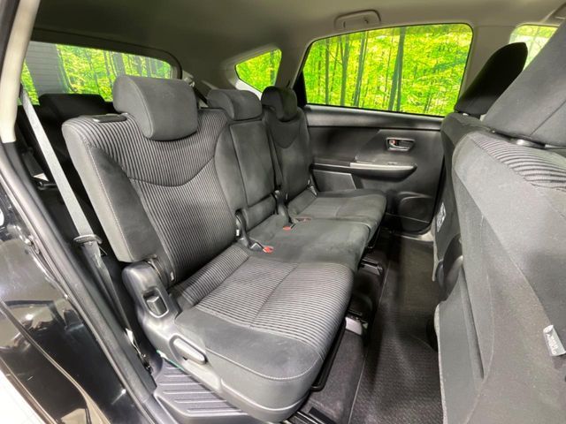 TOYOTA PRIUS ALPHA 2015 Image 31