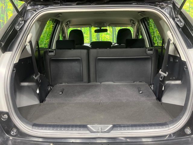 TOYOTA PRIUS ALPHA 2015 Image 31