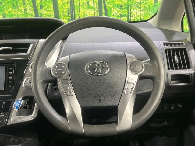 TOYOTA PRIUS ALPHA 2015 Image 31