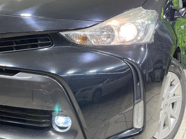 TOYOTA PRIUS ALPHA 2015 Image 31