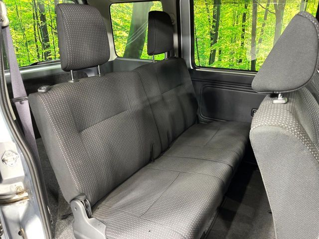 TOYOTA PIXIS VAN 4WD 2021 Image 31