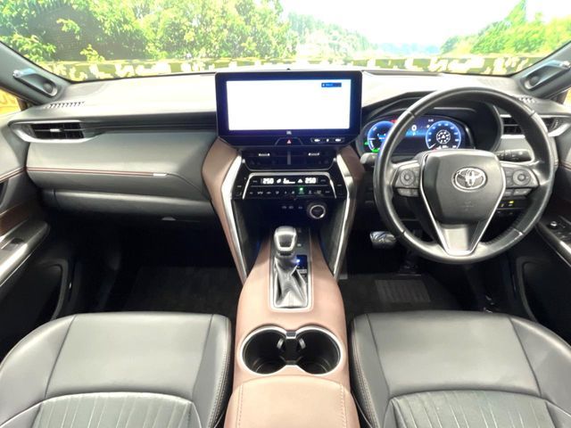 TOYOTA HARRIER HYBRID 2023 Image 31