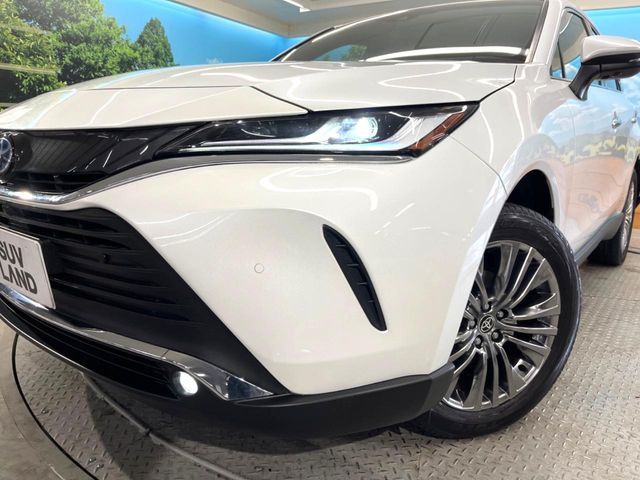 TOYOTA HARRIER HYBRID 2023 Image 31