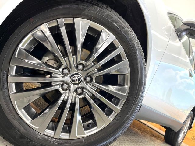 TOYOTA HARRIER HYBRID 2023 Image 31