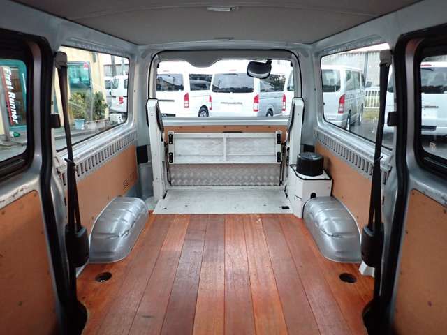 TOYOTA HIACE VAN 1.25T 2WD 2019 Image 31