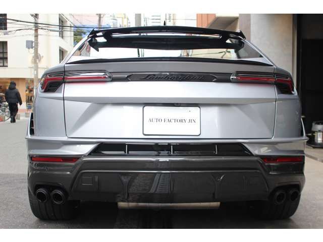 LAMBORGHINI URUS 2025 Image 31