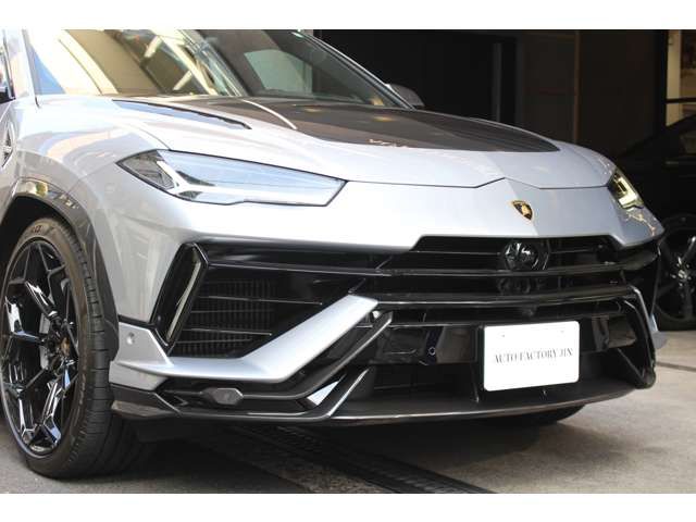 LAMBORGHINI URUS 2025 Image 31