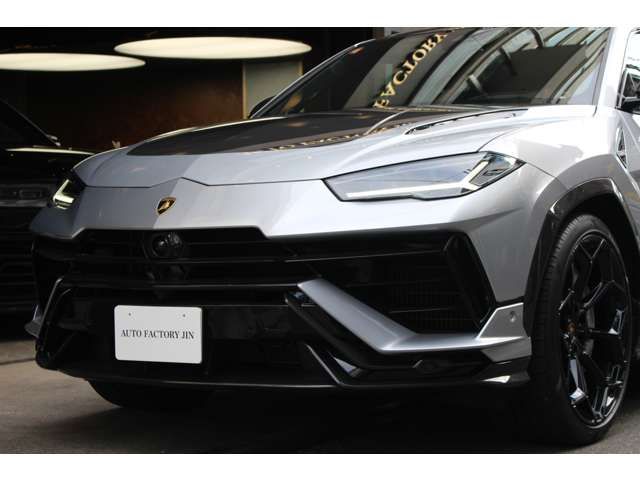 LAMBORGHINI URUS 2025 Image 31
