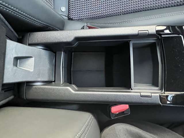 PEUGEOT E-2008 2023 Image 31