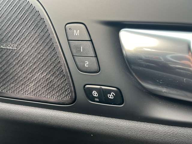 VOLVO V60 2023 Image 31