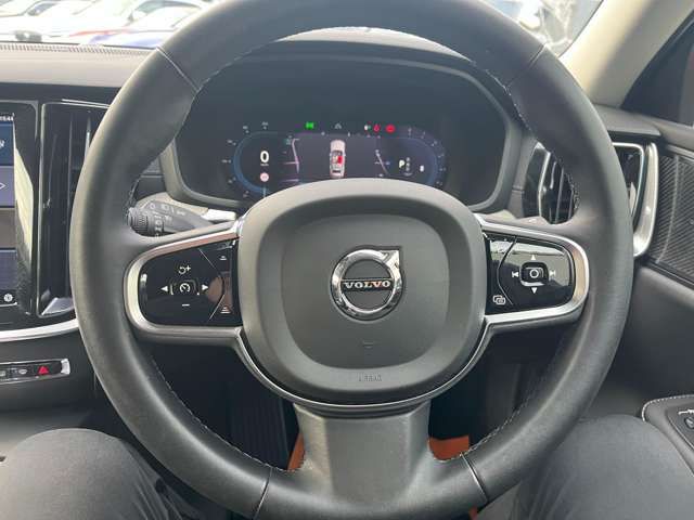 VOLVO V60 2023 Image 31