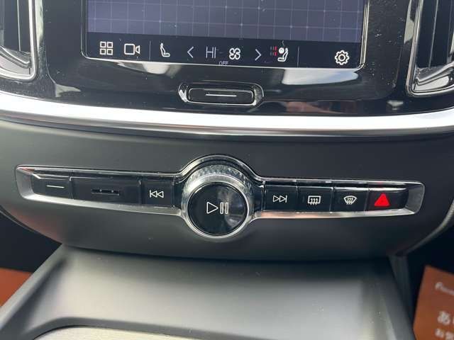 VOLVO V60 2023 Image 31