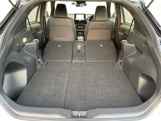 TOYOTA YARIS CROSS HYBRID 2025 Image 31