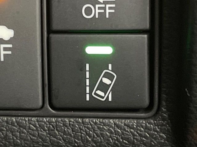 HONDA VEZEL HYBRID 2017 Image 31