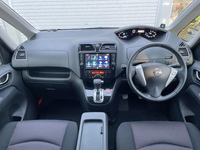 NISSAN SERENA  S-HYBRID 2013 Image 31