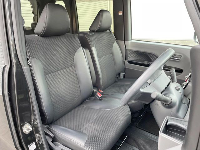 DAIHATSU TANTO CUSTOM 2020 Image 31