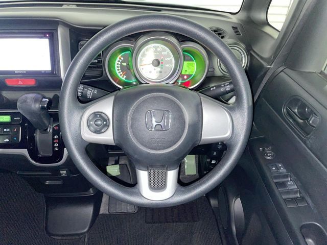 HONDA N BOX 2013 Image 31