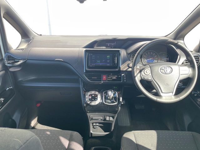 TOYOTA NOAH HYBRID 2019 Image 31