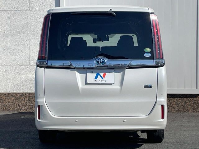 TOYOTA NOAH HYBRID 2019 Image 31
