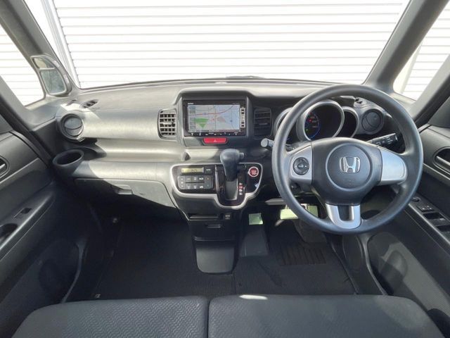 HONDA N BOX CUSTOM 2013 Image 31