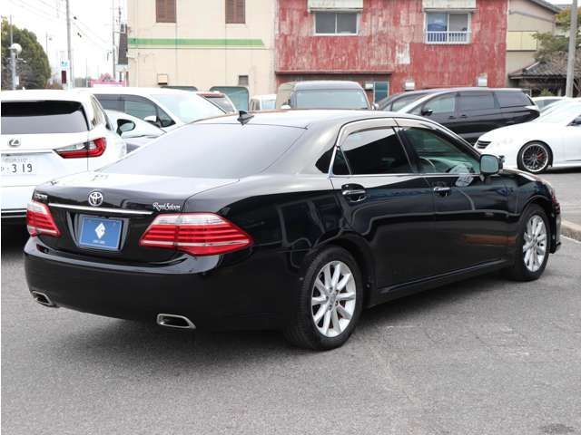 TOYOTA CROWN SEDAN 2011 Image 31