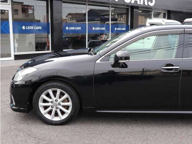 TOYOTA CROWN SEDAN 2011 Image 31