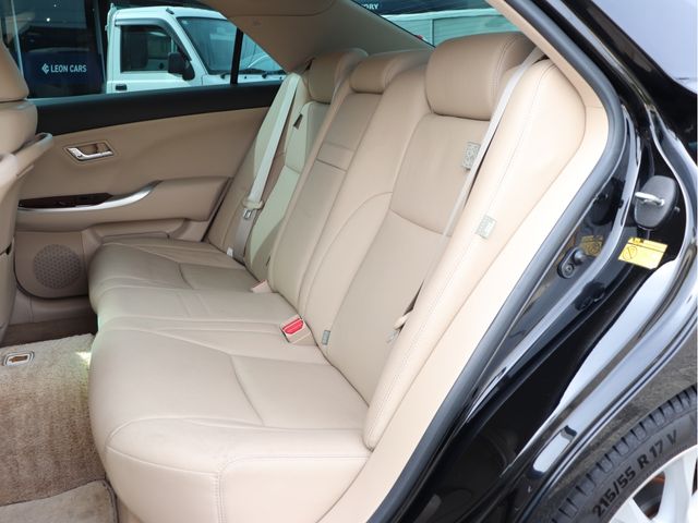 TOYOTA CROWN SEDAN 2011 Image 31