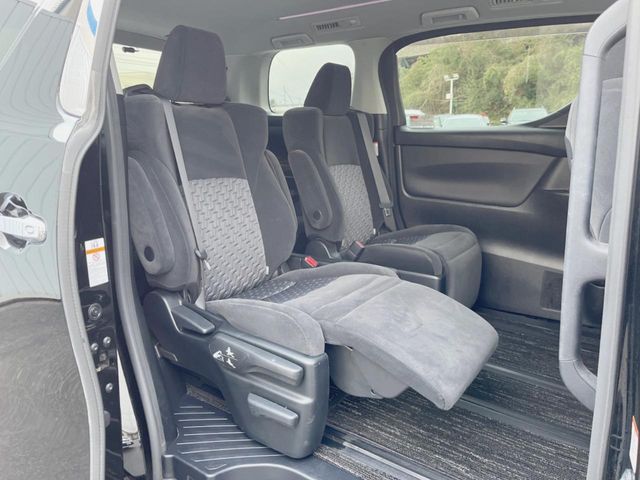 TOYOTA ALPHARD 4WD 2015 Image 31