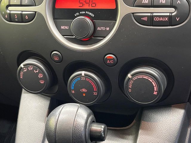 MAZDA DEMIO 2007 Image 31