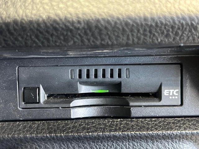 TOYOTA VOXY 2021 Image 31