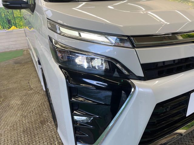 TOYOTA VOXY 2021 Image 31