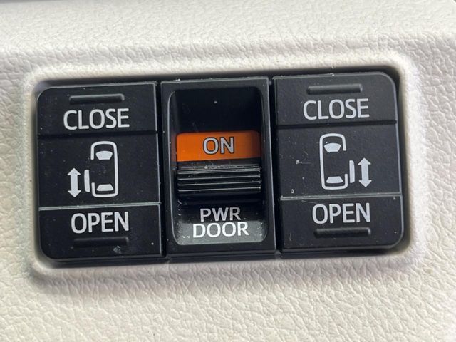 TOYOTA SIENTA 2015 Image 31