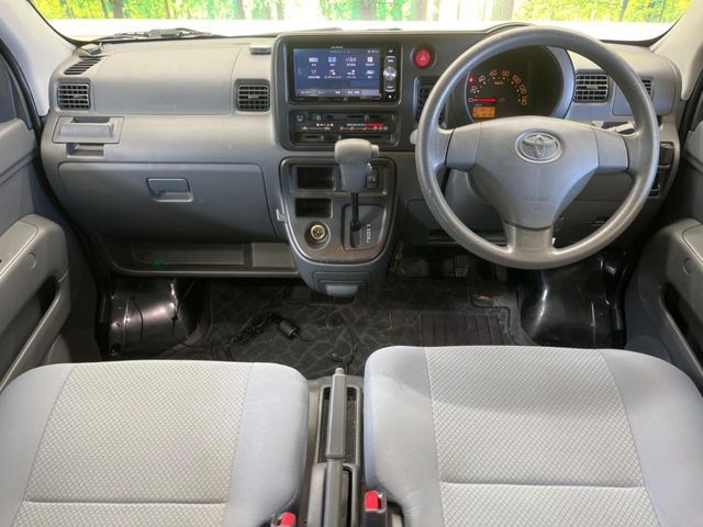 TOYOTA PIXIS VAN 2016 Image 31