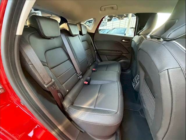 RENAULT CAPTUR 2021 Image 31