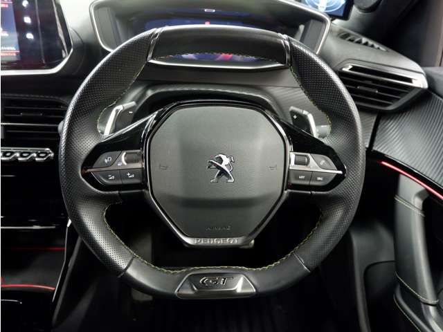 PEUGEOT 2008 2021 Image 31