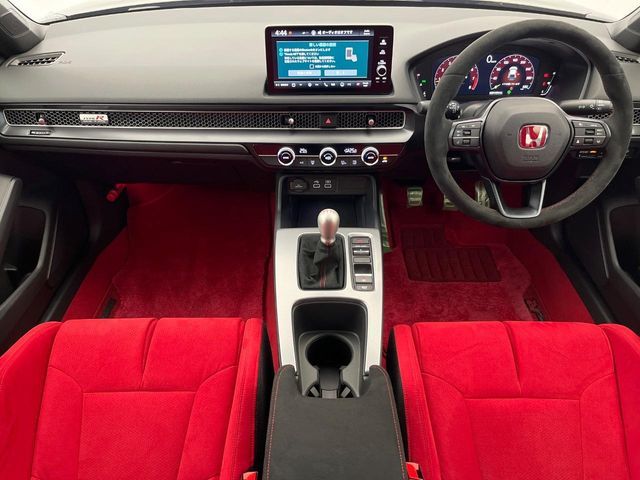 HONDA CIVIC HATCHBACK 2025 Image 31