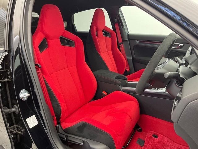 HONDA CIVIC HATCHBACK 2025 Image 31