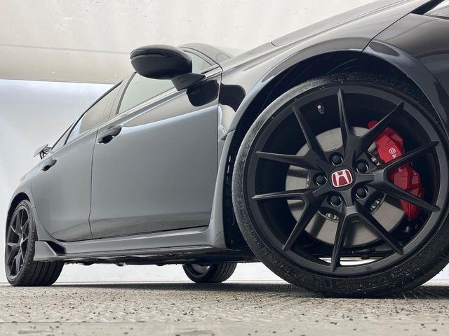 HONDA CIVIC HATCHBACK 2025 Image 31