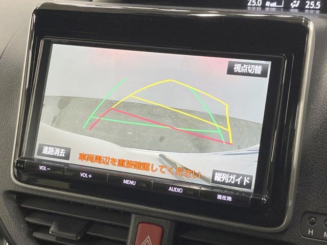 TOYOTA VOXY 4WD 2018 Image 31