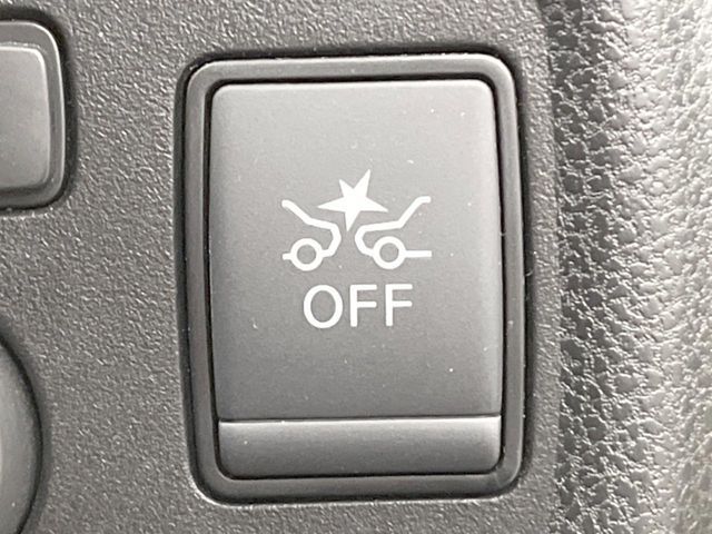 NISSAN NOTE 4WD 2019 Image 31