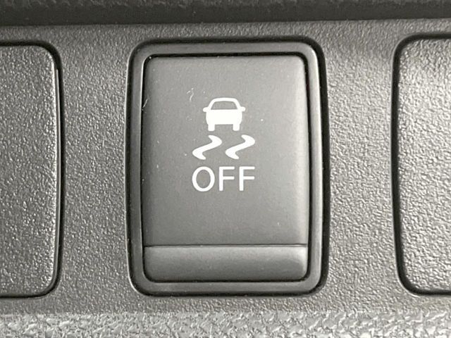 NISSAN NOTE 4WD 2019 Image 31