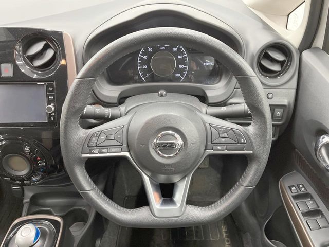 NISSAN NOTE 4WD 2019 Image 31