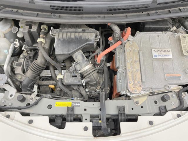 NISSAN NOTE 4WD 2019 Image 31