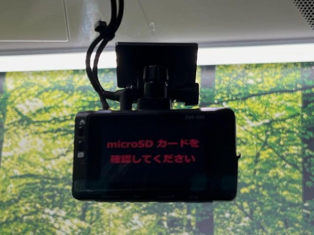 TOYOTA C-HR 2018 Image 31