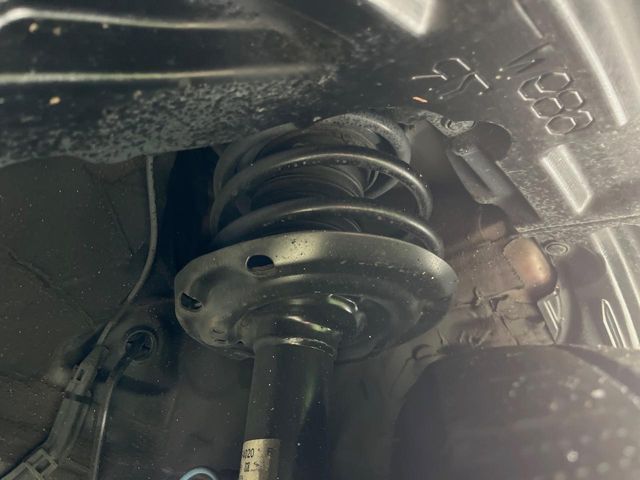 TOYOTA C-HR 2018 Image 31